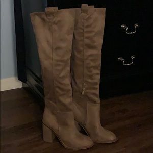 Very Volatile Los Angeles thigh high boots